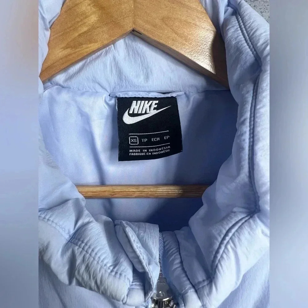Nike Air Cropped Padded
Synthetic Jacket - Picture 5 of 5